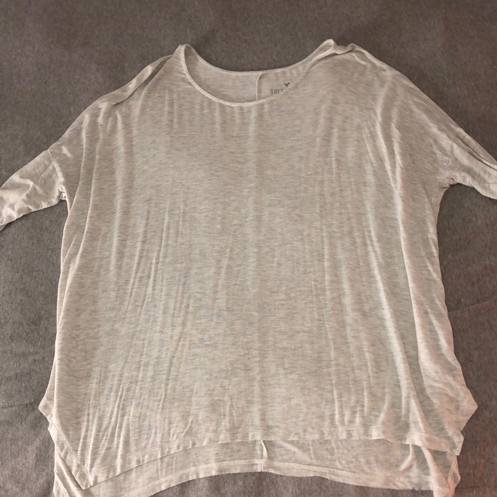 American eagle half sleeve shirt